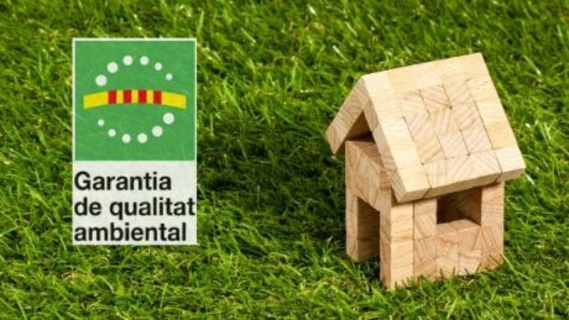El Distintiu de garantia de qualitat ambiental, un dels sistemes d'etiquetatge ecològic fiables i verificables per fer front a l'ecoblanqueig